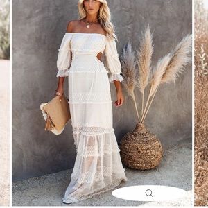 Vici Porsha off shoulder dress size small